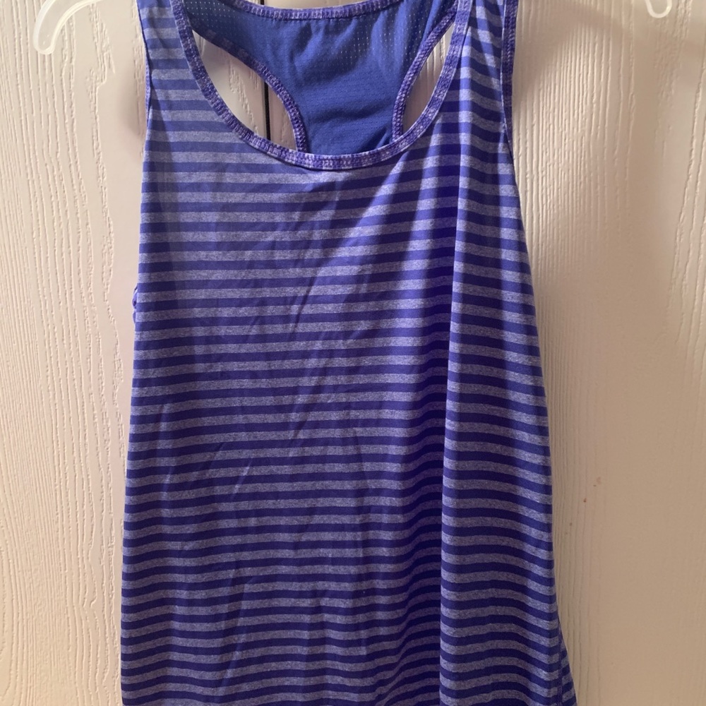 selling because i don’t wear!